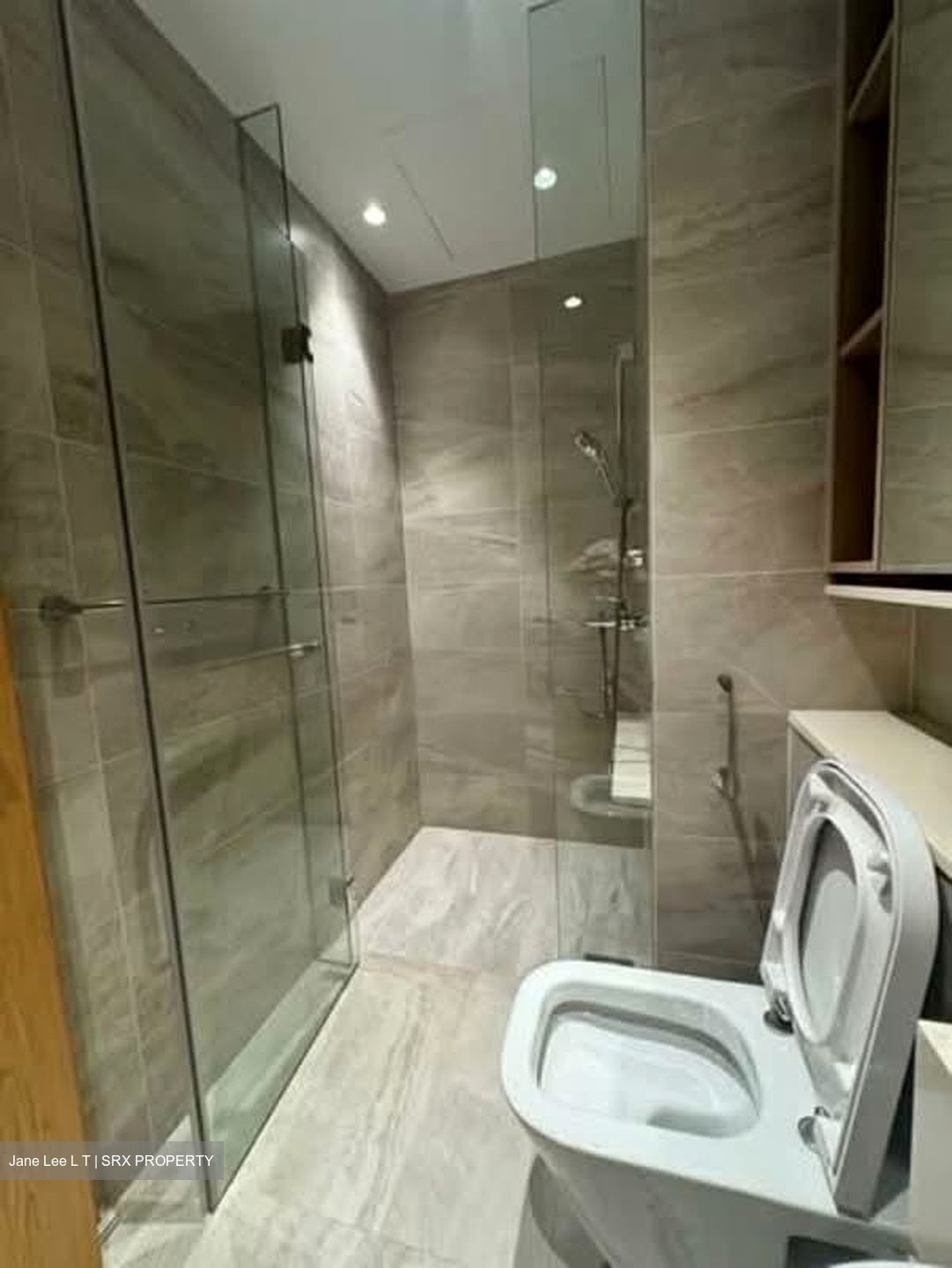 Twin Vew (D5), Apartment #570610181